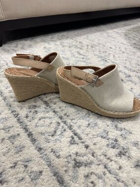 TOMS Beige Canvas Espadrille Wedge Sandals - Women